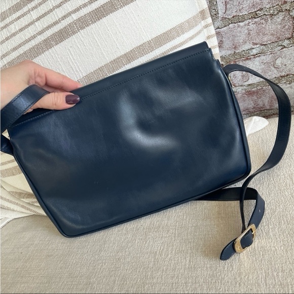 Salvatore Ferragamo Vintage Navy Handbag Crossbody bag - Picture 8 of 11